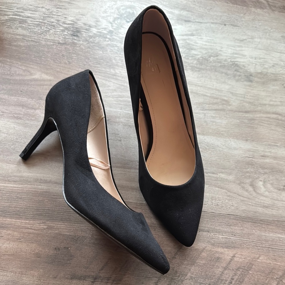Elegant Black faux suede Women's pumps 3 inch stiletto heels size 41 (US 10)